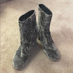 Via Spiga crushed velvet grey booties
